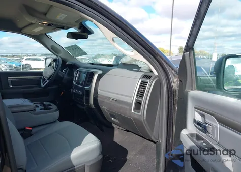 2018 Ram 1500 Slt 4X4 5'7 Box from USA, damaged, VIN 1C6RR7LT1JS300350